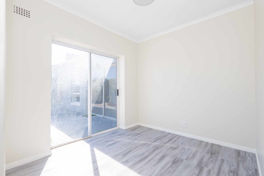 To Let 3 Bedroom Property for Rent in Morgenster Heights Western Cape